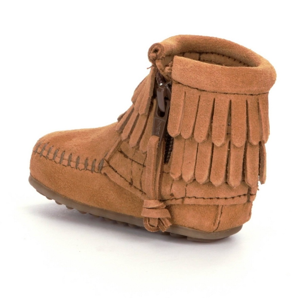 MinnetonkaToddler Boots size 3
